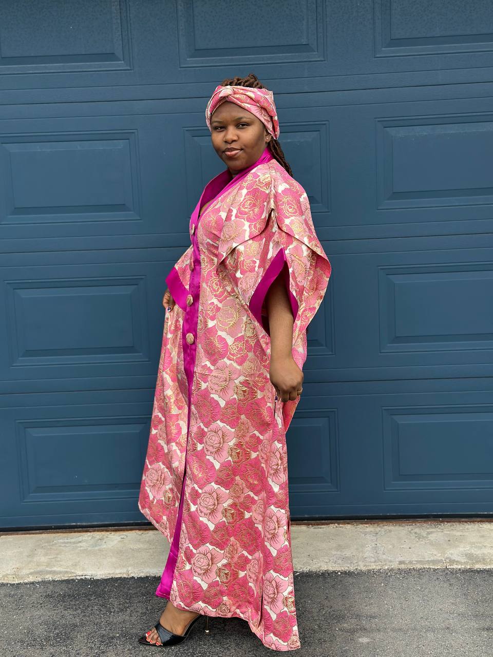 BOUBOU SARA EN BROCARD AVEC FOULARD